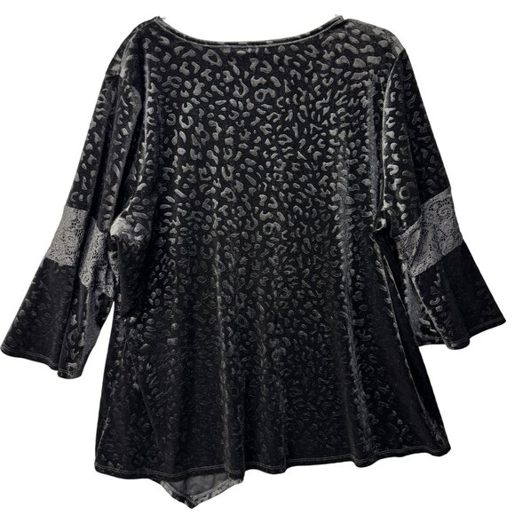 Womens Black Velvet Leopard Print Top With Lace Bell Sleeves By NY Collection 3X - Picture 5 of 11